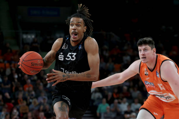 力与赛场智 力与赛场智