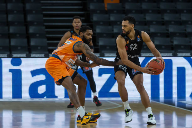 德甲联赛中 德甲联赛中